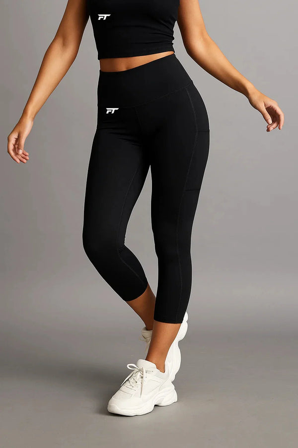 Momentum Short Leggings Black - Black / 2XS - Short Leggings
